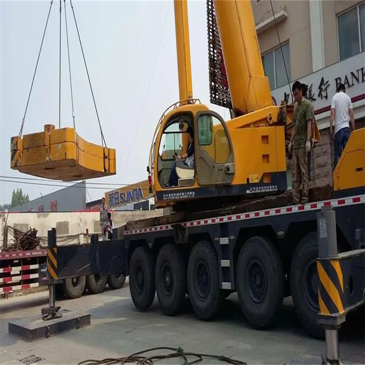 仪陇当地吊车出租|机器吊装|75吨|工厂搬迁服务